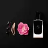 Armani Si Intense provides sophisticated women with a strong elegant perfume experience.