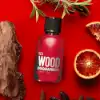 Dsquared2 Wood Red – Floral fruity blend with musk and cedar, 100mL.